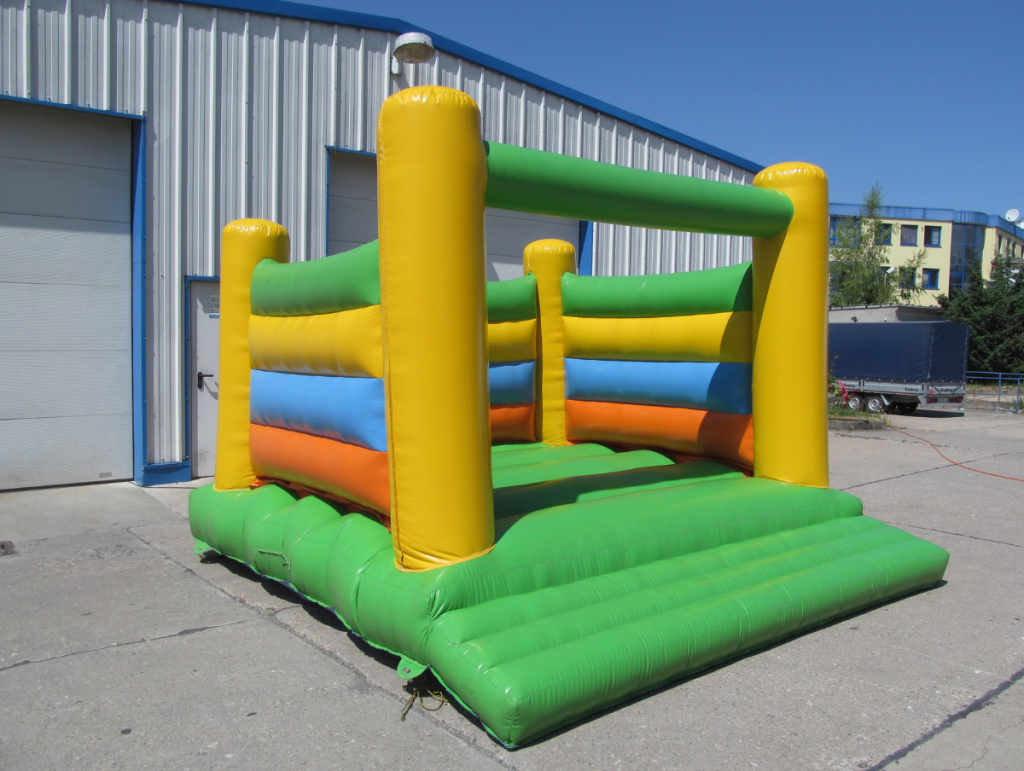 Bilder einer Hüpfburg